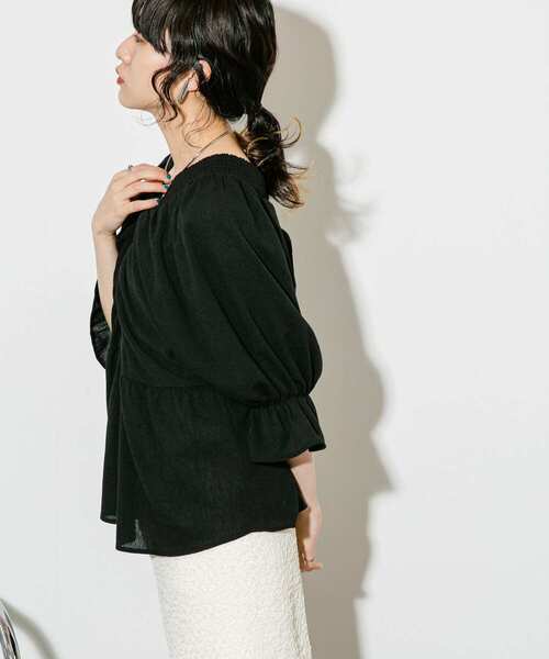 KBF（ケイビーエフ）の「ボリュームギャザーブラウス（シャツ/ブラウス・レディース・ブラック/レッド/オフホワイト・ONE）」の8枚目の写真