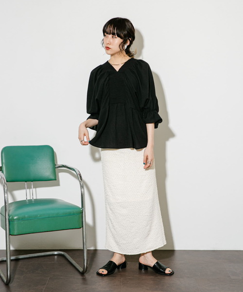 KBF（ケイビーエフ）の「ボリュームギャザーブラウス（シャツ/ブラウス・レディース・ブラック/レッド/オフホワイト・ONE）」の10枚目の写真