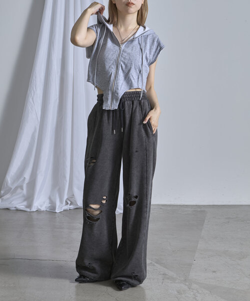 RAY CASSIN（レイカズン）の「ボディスーツ風パーカー（Tシャツ