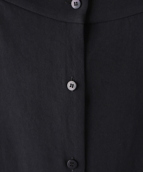 Noble（ノーブル）の「ワイドネックロングカフスブラウス（シャツ/ブラウス・レディース・ホワイト/ネイビー・FREE）」の15枚目の写真