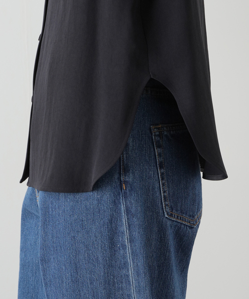 Noble（ノーブル）の「ワイドネックロングカフスブラウス（シャツ/ブラウス・レディース・ホワイト/ネイビー・FREE）」の16枚目の写真