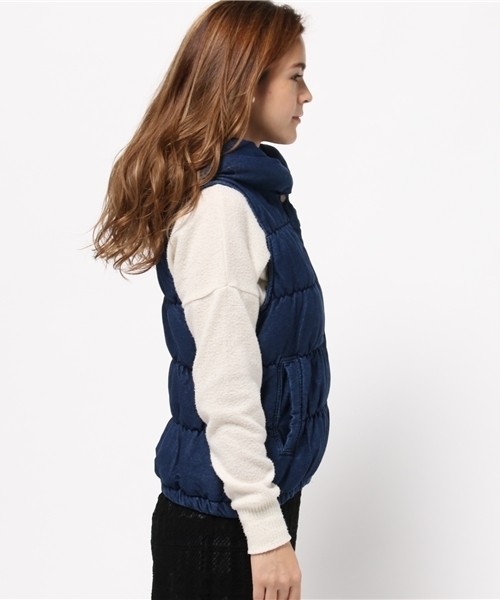 VENCEEXCHANGE（ヴァンスエクスチェンジ）の「カットデニム中綿ベスト             （ダウンベスト・レディース・ダークブルー/ブルー・MEDIUM/LARGE）」の4枚目の写真