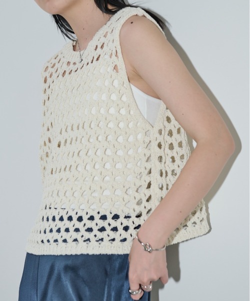 Aunt Marie's（アントマリーズ）の「メッシュニットベスト（タンクトップ・レディース・グレー/ブラック/ホワイト/ダークブラック/モカ・FREE）」の2枚目の写真