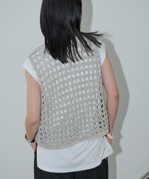 Aunt Marie's（アントマリーズ）の「メッシュニットベスト（タンクトップ・レディース・グレー/ブラック/ホワイト/ダークブラック/モカ・FREE）」の8枚目の写真
