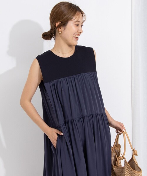 NOLLEY’S（ノーリーズ）の「接触冷感/撥水ストレッチ ティアードワンピース（ワンピース・レディース・ネイビー/ブラック・2/1）」の2枚目の写真