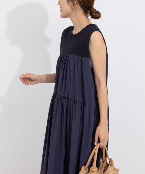 NOLLEY’S（ノーリーズ）の「接触冷感/撥水ストレッチ ティアードワンピース（ワンピース・レディース・ネイビー/ブラック・2/1）」の14枚目の写真