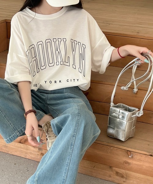 LAC-VERT(ラック・ヴェール)の「BROOKLYN オーバープリントTシャツ(Tシャツ/カットソー・レディース・ホワイト/オートミール/その他1/ネイビー/グレー/ブラック・FREE)」の9枚目の写真