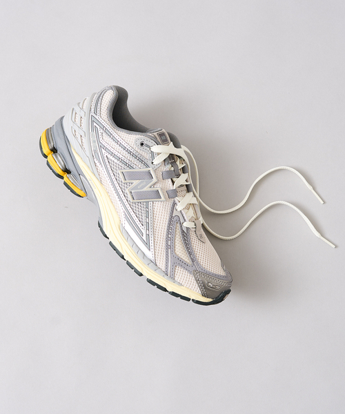 NEW BALANCE（ニューバランス）の「NEW BALANCE / ニューバランス M1906R（スニーカー・メンズ・チャコールグレー・26cm/26.5cm/27cm/27.5cm/28cm）」の2枚目の写真