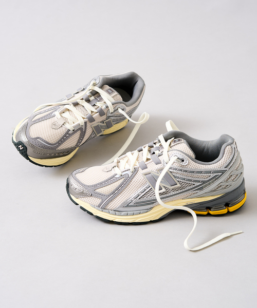 NEW BALANCE（ニューバランス）の「NEW BALANCE / ニューバランス M1906R（スニーカー・メンズ・チャコールグレー・26cm/26.5cm/27cm/27.5cm/28cm）」の3枚目の写真