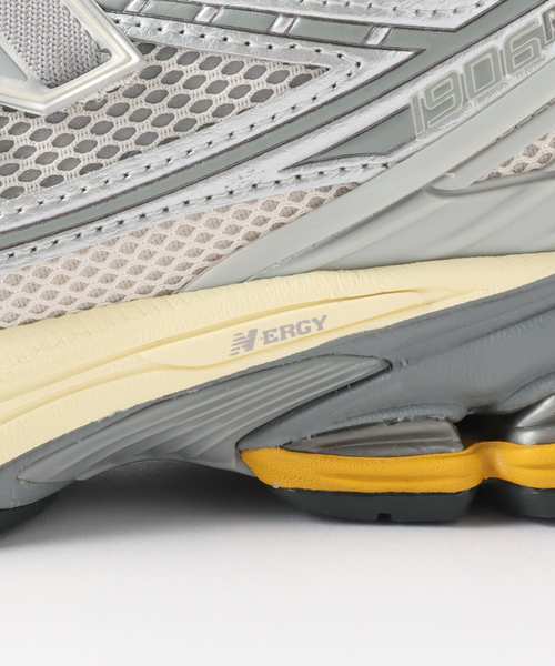 NEW BALANCE（ニューバランス）の「NEW BALANCE / ニューバランス M1906R（スニーカー・メンズ・チャコールグレー・26cm/26.5cm/27cm/27.5cm/28cm）」の17枚目の写真