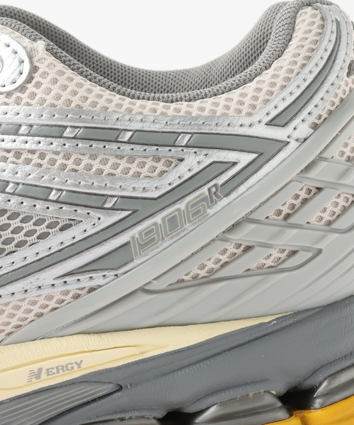 NEW BALANCE（ニューバランス）の「NEW BALANCE / ニューバランス M1906R（スニーカー・メンズ・チャコールグレー・26cm/26.5cm/27cm/27.5cm/28cm）」の18枚目の写真