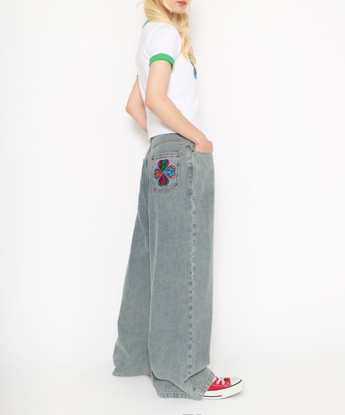 PUNYUS（プニュズ）の「バックポケット刺繍デニムバギーパンツ（デニムパンツ・レディース・ブルー系その他・1/2/3/4）」の8枚目の写真