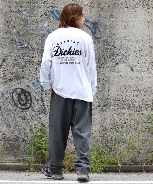 Dickies(ディッキーズ)の「【GENUINE DICKIES/ジェニュインディッキーズ】 バックロゴプリント ロングスリーブ ビッグシルエットTシャツ(Tシャツ/カットソー・メンズ・カーキ/ブラック/アッシュグレー/ホワイト・M/L/LL)」の13枚目の写真