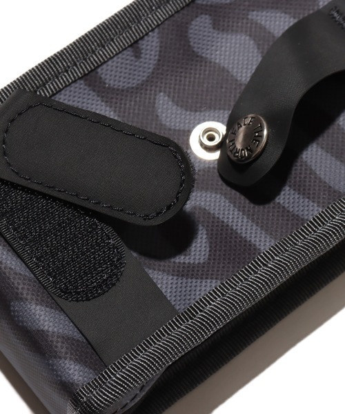 THE NORTH FACE（ザノースフェイス）の「THE NORTH FACE BC Utility Pocket / ザ・ノース・フェイス BC ユーティリティー ポケット（コインケース・メンズ・ベージュ/グリーン/レッド/ホワイト/タイガーカモ/ブルー/ブラック/イエロー/ミント・FREE）」の14枚目の写真