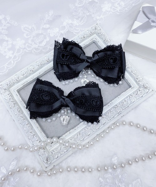 MA*RS（アメーバーマーズ）の「クラウン×ハートレースりぼんクリップ　2個SET（バレッタ/ヘアクリップ・レディース・ブラック/ホワイト/ピンク・FREE）」の6枚目の写真