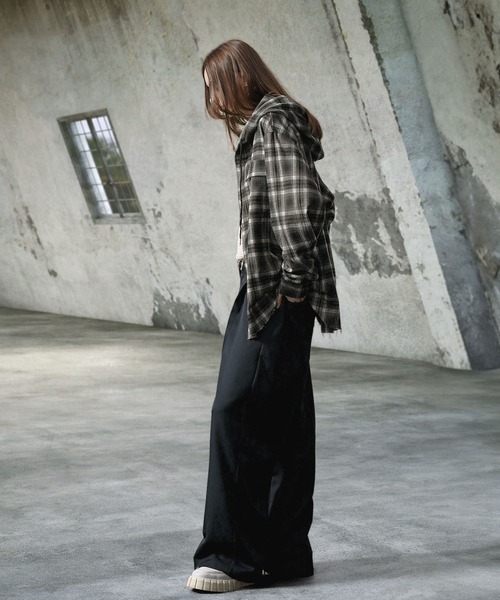 EMMA CLOTHES(エマクローズ)の「ダメージビエラオンブレチェックワイドフードシャツ(シャツ/ブラウス・メンズ・ブラック/ブルー/ブラウン・M/L)」の17枚目の写真