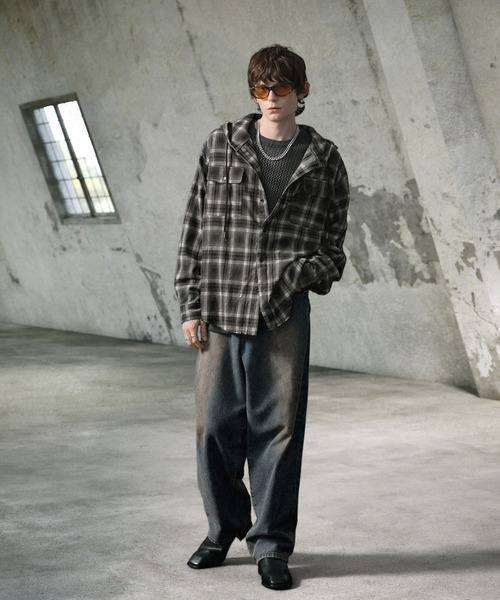 EMMA CLOTHES(エマクローズ)の「ダメージビエラオンブレチェックワイドフードシャツ(シャツ/ブラウス・メンズ・ブラック/ブルー/ブラウン・M/L)」の21枚目の写真