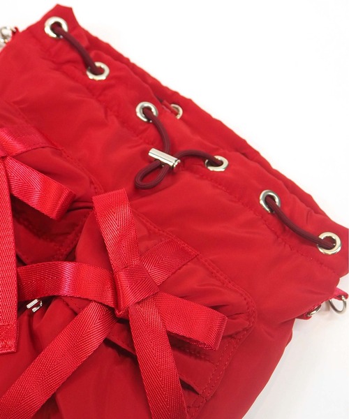 Casselini(キャセリーニ)の「Casselini(キャセリーニ)リボン巾着ショルダー(ショルダーバッグ・レディース・ブラック/レッド/シルバー・FREE)」の4枚目の写真