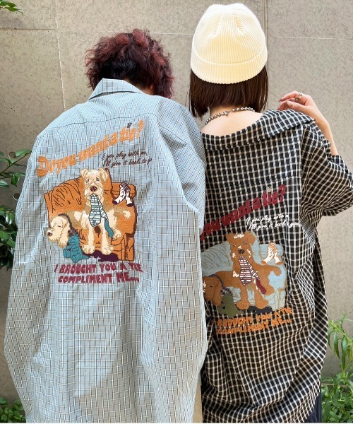 【セール】Airedale Terrier BACK刺しゅうシャツ/ユニセックス（シャツ/ブラウス）｜DOUBLE NAME（ダブルネーム）