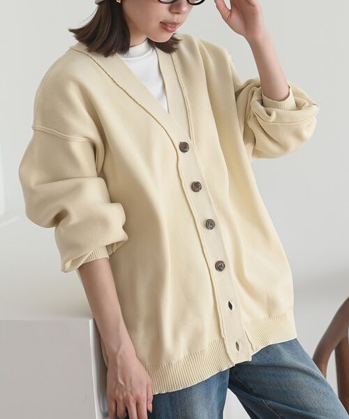 rps(アールピーエス)の「ダンボールニットワイドカーディガン(カーディガン/ボレロ・レディース・ブラック/アイボリー/グリーン/ブルー・フリー)」の2枚目の写真