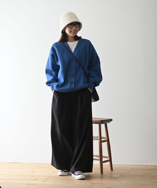 rps(アールピーエス)の「ダンボールニットワイドカーディガン(カーディガン/ボレロ・レディース・ブラック/アイボリー/グリーン/ブルー・フリー)」の6枚目の写真