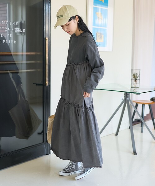 FREAK'S STORE(フリークスストア)の「【新色追加】裾フリルピグメント ロングスリーブワンピース(ワンピース・レディース・サックスブルー/ブラック/ブルー/ラベンダー/ベージュ・フリ-)」の10枚目の写真