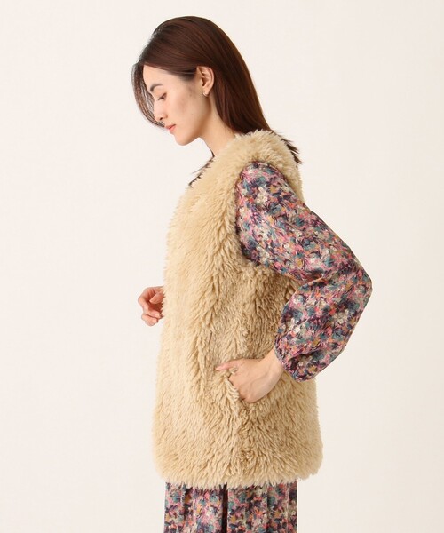 Afternoon Tea（アフタヌーンティー）の「フェイクファーベスト（ベスト・レディース・グレー/ベージュ・MEDIUM）」の4枚目の写真