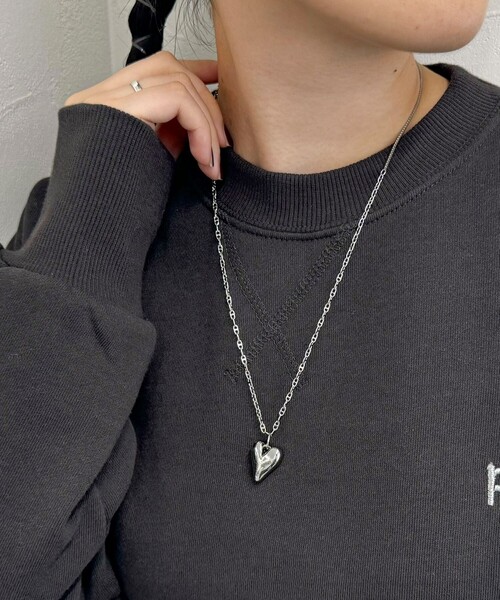 fredy emue（フレディエミュ）の「3Dハートアジャストペンダント（ネックレス・レディース・シルバー/ゴールド・FREE）」の3枚目の写真