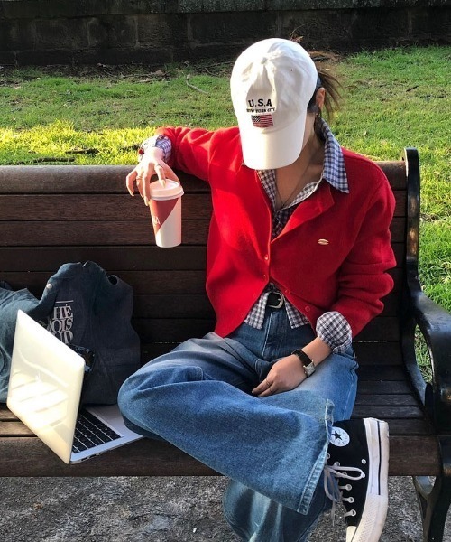 BEIDELLI（ベイデリー）の「[BELLIDE MADE] デイリーラウンドペンダントカーディガン（カーディガン/ボレロ・レディース・ネイビー/レッド/ブルー/グレー/ブラック/アイボリー・FREE）」の3枚目の写真