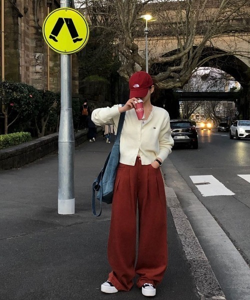 BEIDELLI（ベイデリー）の「[BELLIDE MADE] デイリーラウンドペンダントカーディガン（カーディガン/ボレロ・レディース・ネイビー/レッド/ブルー/グレー/ブラック/アイボリー・FREE）」の8枚目の写真