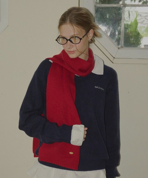 GIUNON（ジウノン）の「long knit charm muffler / ロングニットチャームマフラー（マフラー・レディース・グレー/ブルー/レッド/イエロー・FREE）」の5枚目の写真