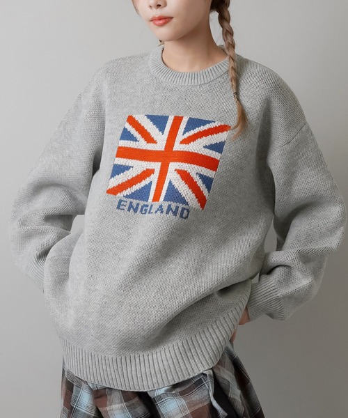 SPINNS（スピンズ）の「WORLD国旗ビッグジャガードニット（ニット/セーター・レディース・キナリ/杢グレー/バーガンディー/ネイビー・ONESIZE）」の2枚目の写真