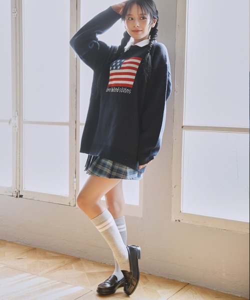 SPINNS（スピンズ）の「WORLD国旗ビッグジャガードニット（ニット/セーター・レディース・キナリ/杢グレー/バーガンディー/ネイビー・ONESIZE）」の11枚目の写真