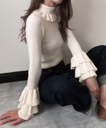 フリルニット
