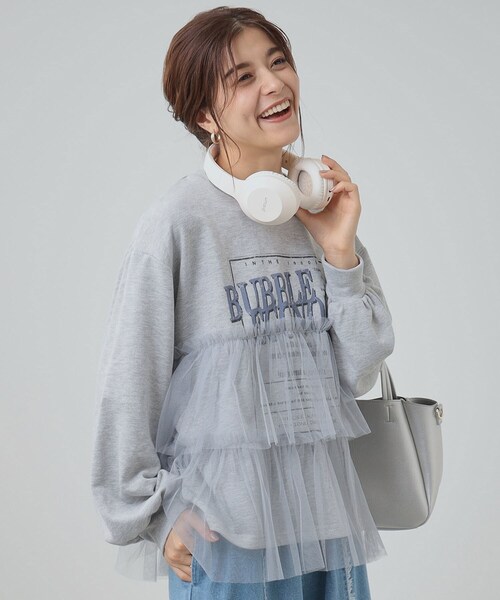 Cutie Blonde（キューティーブロンド）の「◆【S-LL】一枚でサマになる チュールドッキング ロゴスウェット（スウェット・レディース・ブラウン系その他/グレー/チャコールグレー・01/02/03/04）」の3枚目の写真