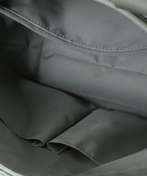 U by Ungaro（ユーバイウンガロ）の「U by ungaro(ユーバイウンガロ)　マノン　2WAYハンド（ハンドバッグ・レディース・ベージュ/グレー/ブラック/ライトグリーン/コーラルピンク・FREE）」の7枚目の写真