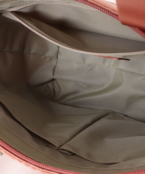 U by Ungaro（ユーバイウンガロ）の「U by ungaro(ユーバイウンガロ)　マノン　2WAYハンド（ハンドバッグ・レディース・ベージュ/グレー/ブラック/ライトグリーン/コーラルピンク・FREE）」の8枚目の写真