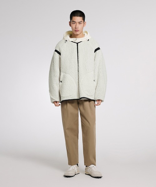 JNBY（ジェーエヌビーワイ）の「Reversible Round-neck Boa Jacket / リバーシブルジャケット（その他アウター・メンズ・ブラック・44/46）」の8枚目の写真