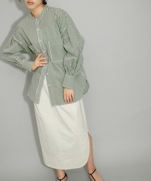 ADAM ET ROPE'（アダムエロペ）の「【WEB限定】・【定番人気】TCブロードバンドシャツ（シャツ/ブラウス・レディース・ブラック系その他/オフホワイト/ダークグリーン/ブルー系その他4/ブルー系その他6/パープル系その他3/ピンク・FREE）」の4枚目の写真