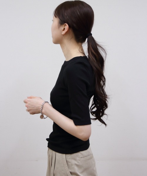 ORCIVAL（オーシバル）の「ORCIVAL/オーシバル　ボートネックハーフスリーブプルオーバー　BOATNECK HALF SLEEVE P.O.　OR-C0423 CMR（Tシャツ/カットソー・レディース・ブラック/オートミール/トップグレー・1）」の5枚目の写真
