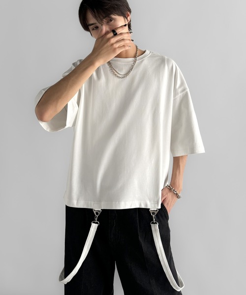Classical Origin(クラシカルオリジン)の「【Classical Origin】「垂らすだけで差別化。」脱着式ベルトデザインショート丈Tシャツ/Belt Design Transformable Cropped T-Shirt(Tシャツ/カットソー・メンズ・チャコール/オフホワイト/ブラック・MEDIUM/LARGE/SMALL)」の11枚目の写真
