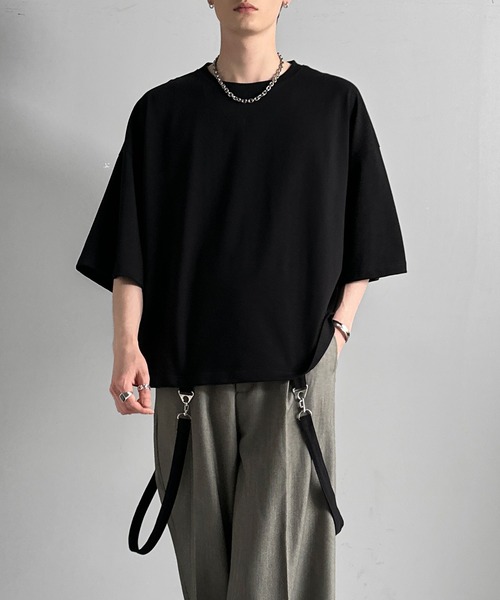 Classical Origin(クラシカルオリジン)の「【Classical Origin】「垂らすだけで差別化。」脱着式ベルトデザインショート丈Tシャツ/Belt Design Transformable Cropped T-Shirt(Tシャツ/カットソー・メンズ・チャコール/オフホワイト/ブラック・MEDIUM/LARGE/SMALL)」の12枚目の写真