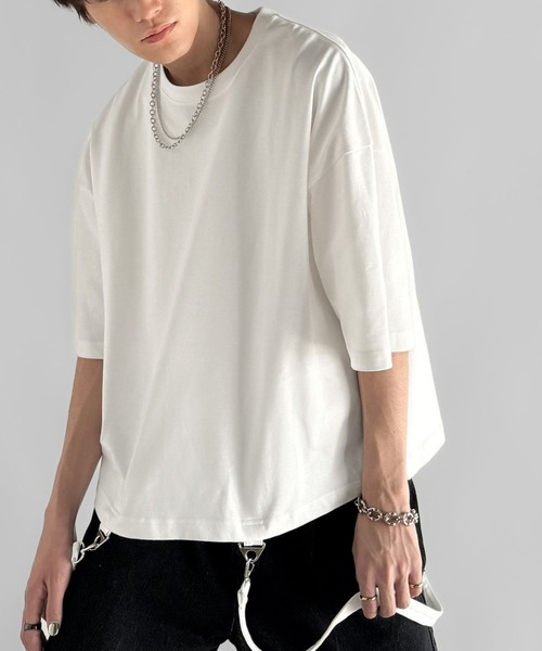 Classical Origin(クラシカルオリジン)の「【Classical Origin】「垂らすだけで差別化。」脱着式ベルトデザインショート丈Tシャツ/Belt Design Transformable Cropped T-Shirt(Tシャツ/カットソー・メンズ・チャコール/オフホワイト/ブラック・MEDIUM/LARGE/SMALL)」の4枚目の写真