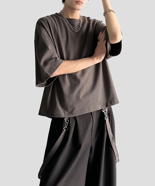 Classical Origin(クラシカルオリジン)の「【Classical Origin】「垂らすだけで差別化。」脱着式ベルトデザインショート丈Tシャツ/Belt Design Transformable Cropped T-Shirt(Tシャツ/カットソー・メンズ・チャコール/オフホワイト/ブラック・MEDIUM/LARGE/SMALL)」の18枚目の写真