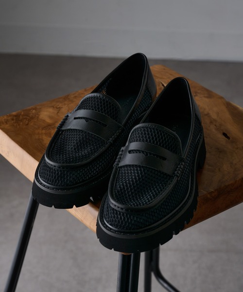 MOHI（モヒ）の「【MOHI】mesh loafers メッシュローファー GU1-23226-59-ME（ローファー・レディース・ブラック・37/36/39/38）」の2枚目の写真