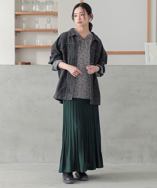 n'OrLABEL（ノアールレーベル）の「小花柄スキッパーブラウス（シャツ/ブラウス・レディース・ブラック/ブルー/レッド・2/1）」の13枚目の写真