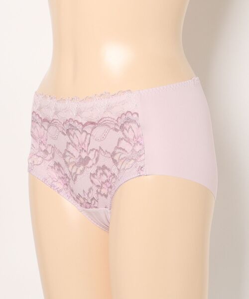 Triumph(トリンプ)の「天使のブラ 魔法のハリ感626 ボーイズレングス TR626 PT(ショーツ・レディース・ピンク/グリーン/ブラック/ベージュ・M/L)」の11枚目の写真