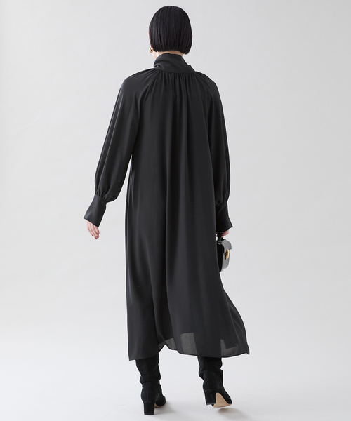 ヴェルメイユパーイエナ 夏　ロングワンピース 美品✨ヴェルメイユパーイエナ ボウタイワンピース ロング丈 花