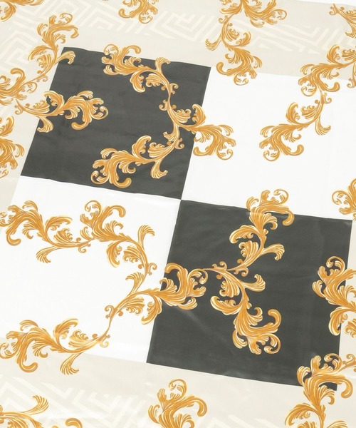 HARE(ハレ)の「クラシックガラBIGスカーフ(HARE)(ストール/ショール・レディース・オレンジ・FREE)」の13枚目の写真