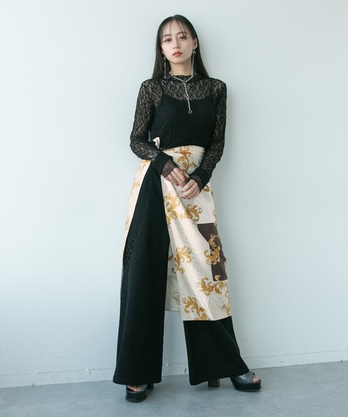 HARE(ハレ)の「クラシックガラBIGスカーフ(HARE)(ストール/ショール・レディース・オレンジ・FREE)」の3枚目の写真